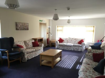 Kenyon Bungalow Lounge